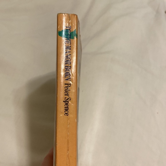 TO THE MANOR BORN by PETER SPENCE Vintage British Paperback - Picture 2 of 3